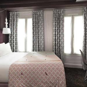 Klassieke Kamer met een Queen Size Bed